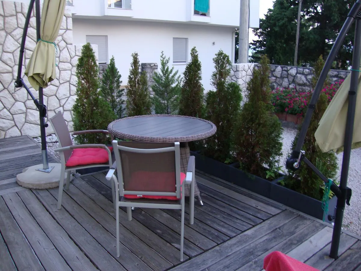 Apartments Ilona Novi Vinodolski 0*,  Croatia